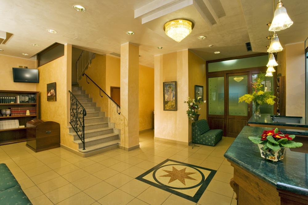 Hotel Andrea'S Rimini Exterior foto